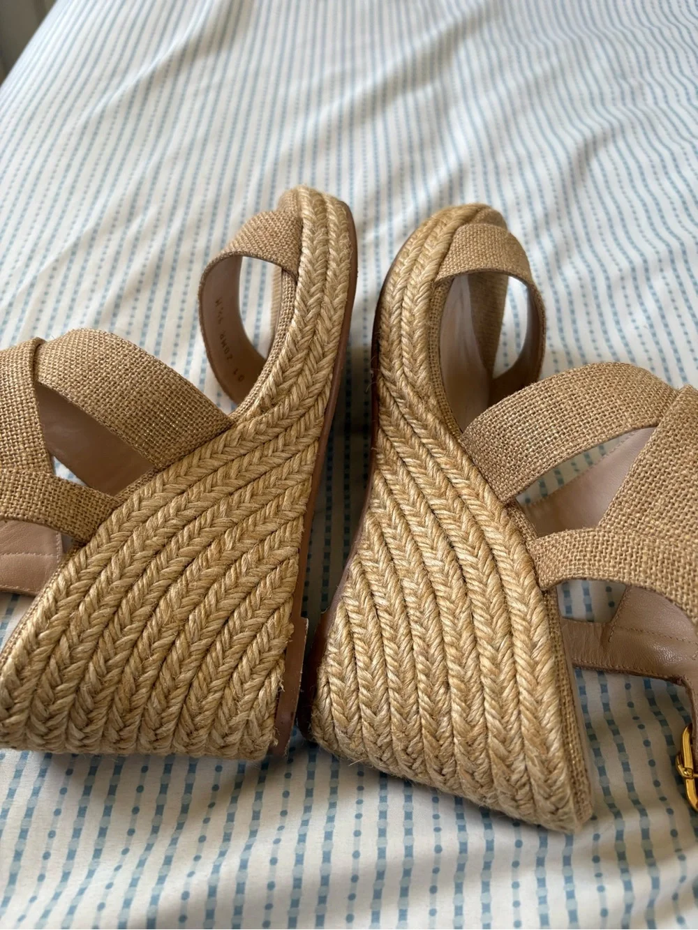 Stuart Weitzman Beige Woven Espadrille Sandals, size 8.5.